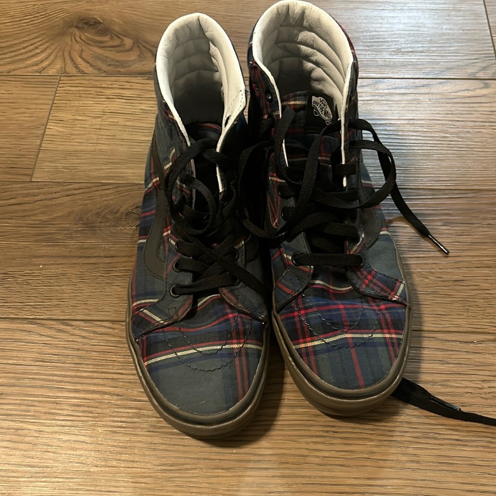 EUC Plaid Old-Skool Vans High-Tops